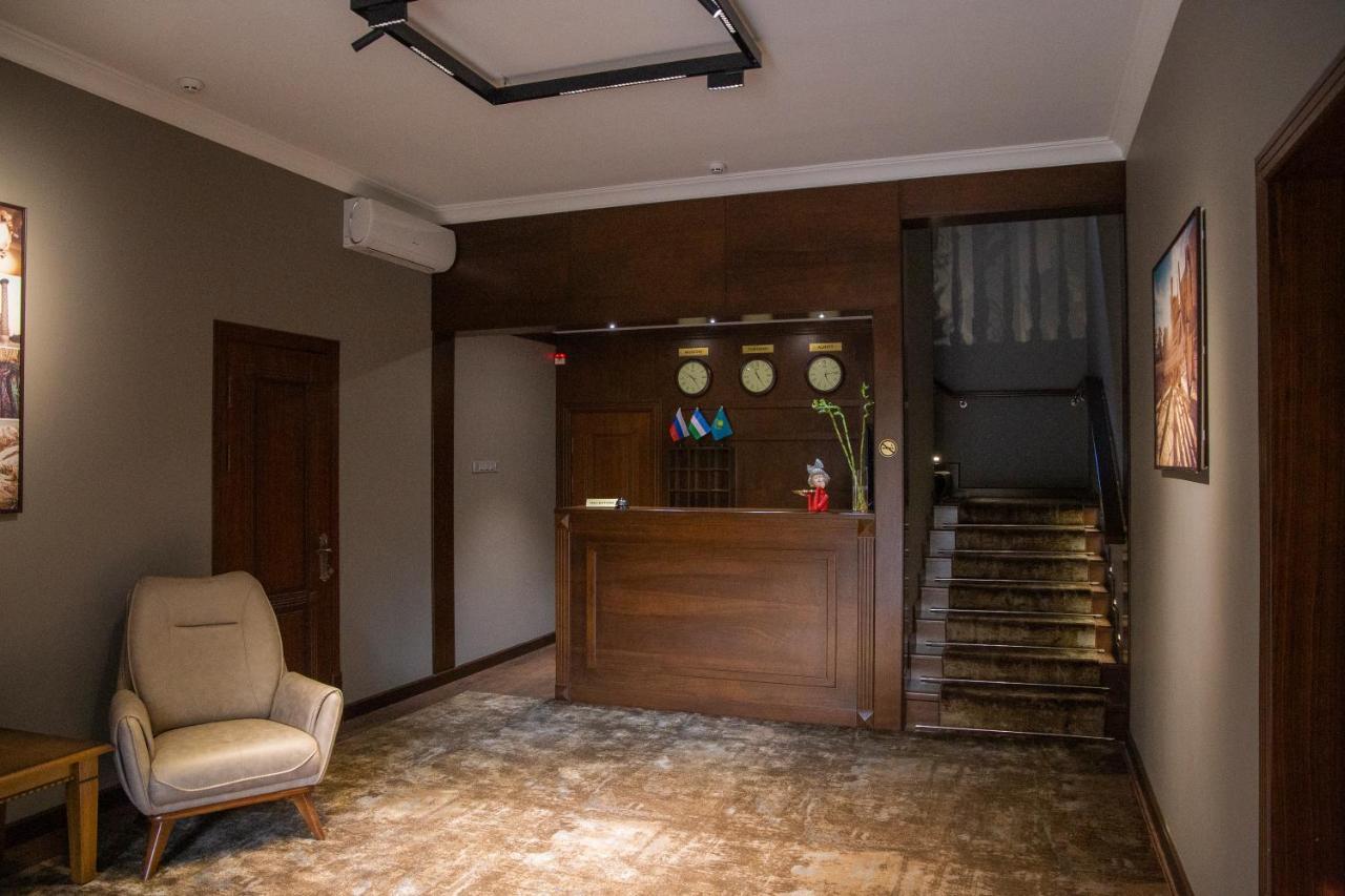 Hotel Vostok Tashkent Exterior photo
